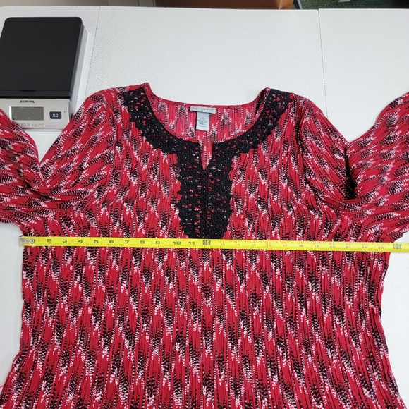 Catherines Red and Black Blouse - Picture 5 of 9